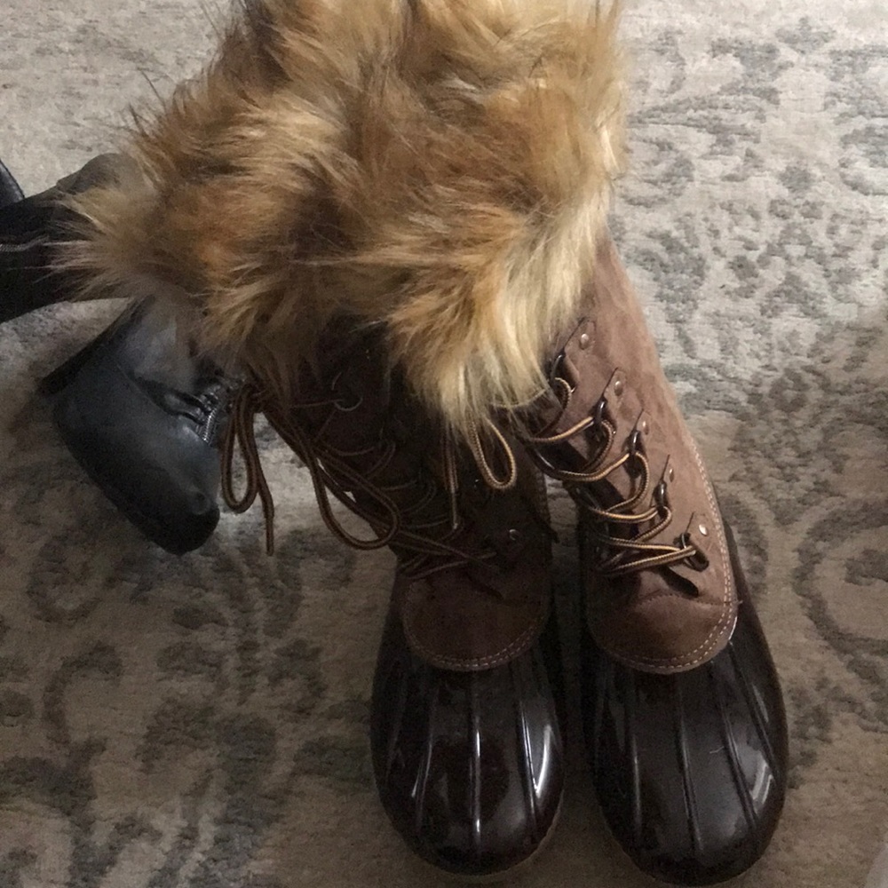 Rain boot